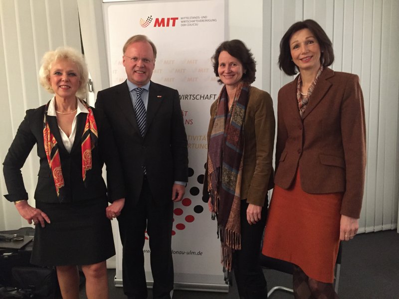 Mechthild Stock, Stephan Werhahn, Barbara Münch und Bettina Phleps-Thiele (v.l.n.r) Mechthild Stock, Stephan Werhahn, Barbara Münch und Bettina Phleps-Thiele (v.l.n.r)